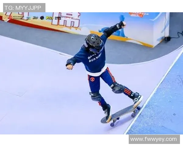 成都滑板队战术解析：聚焦滑板运动的策略与技巧探讨